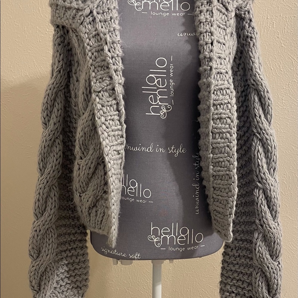 Blue B Chunky Knit Open Front Long Balloon Sleeve w/Hoddie